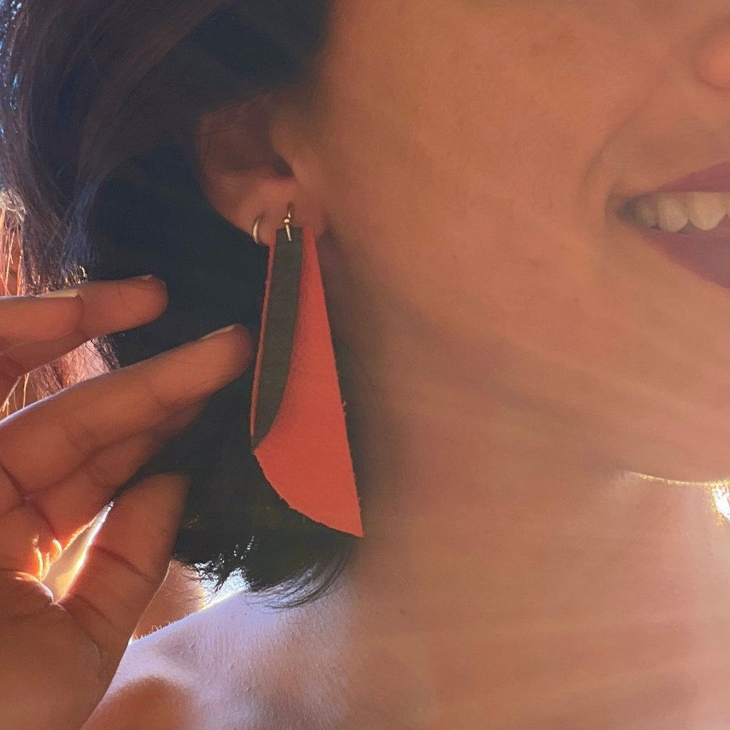 Pantallas bravas • naranja + negro