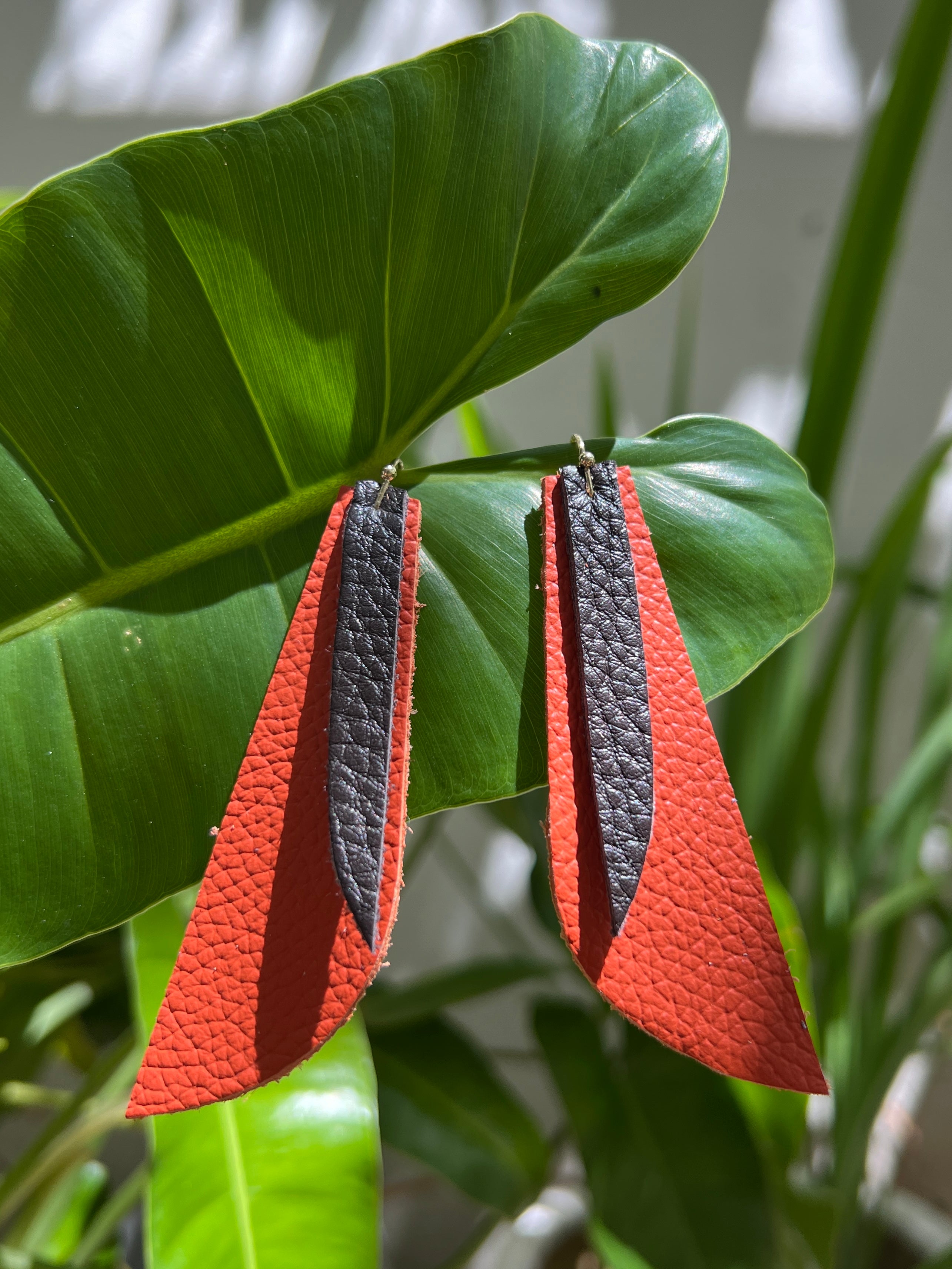 Pantallas bravas • naranja + negro