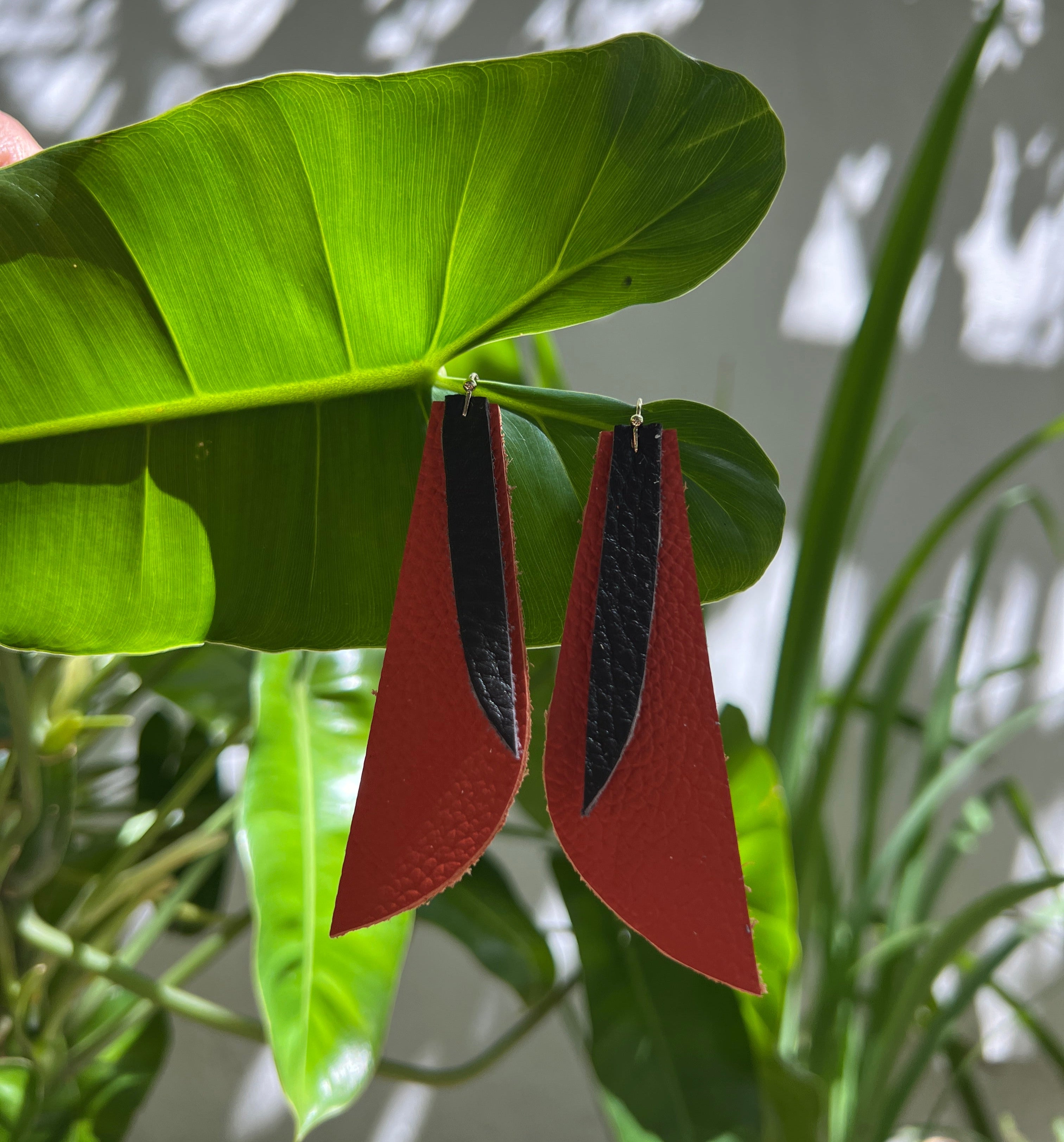 Pantallas bravas • naranja + negro