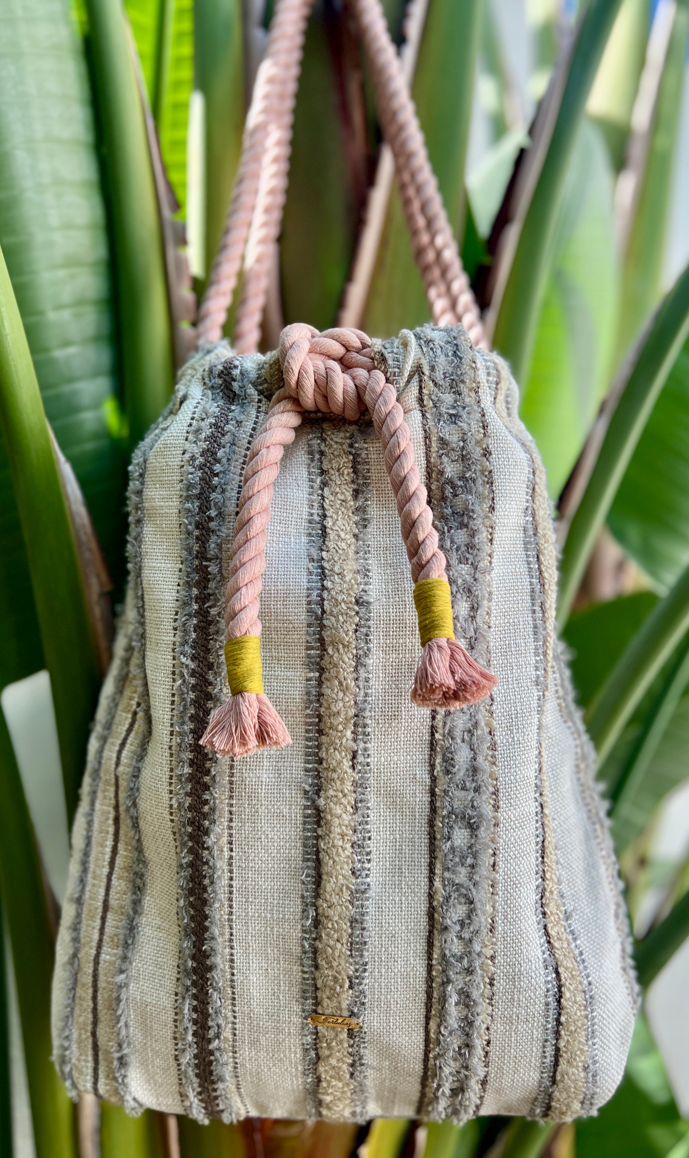 ATARDECER: Julia, la cartera