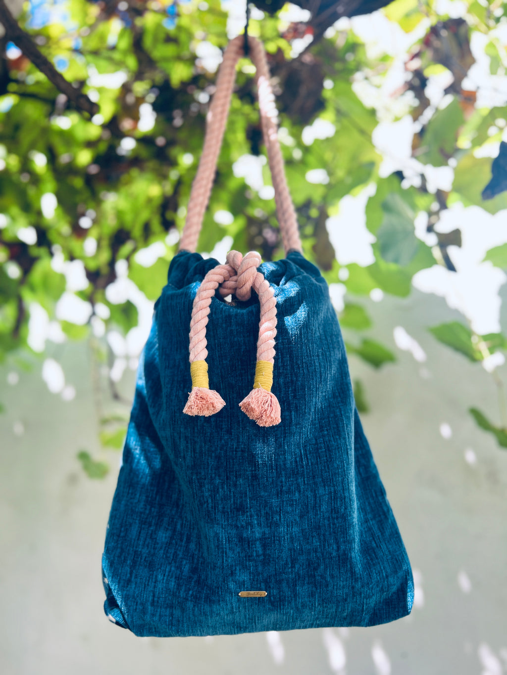 ATARDECER: Julia, la cartera