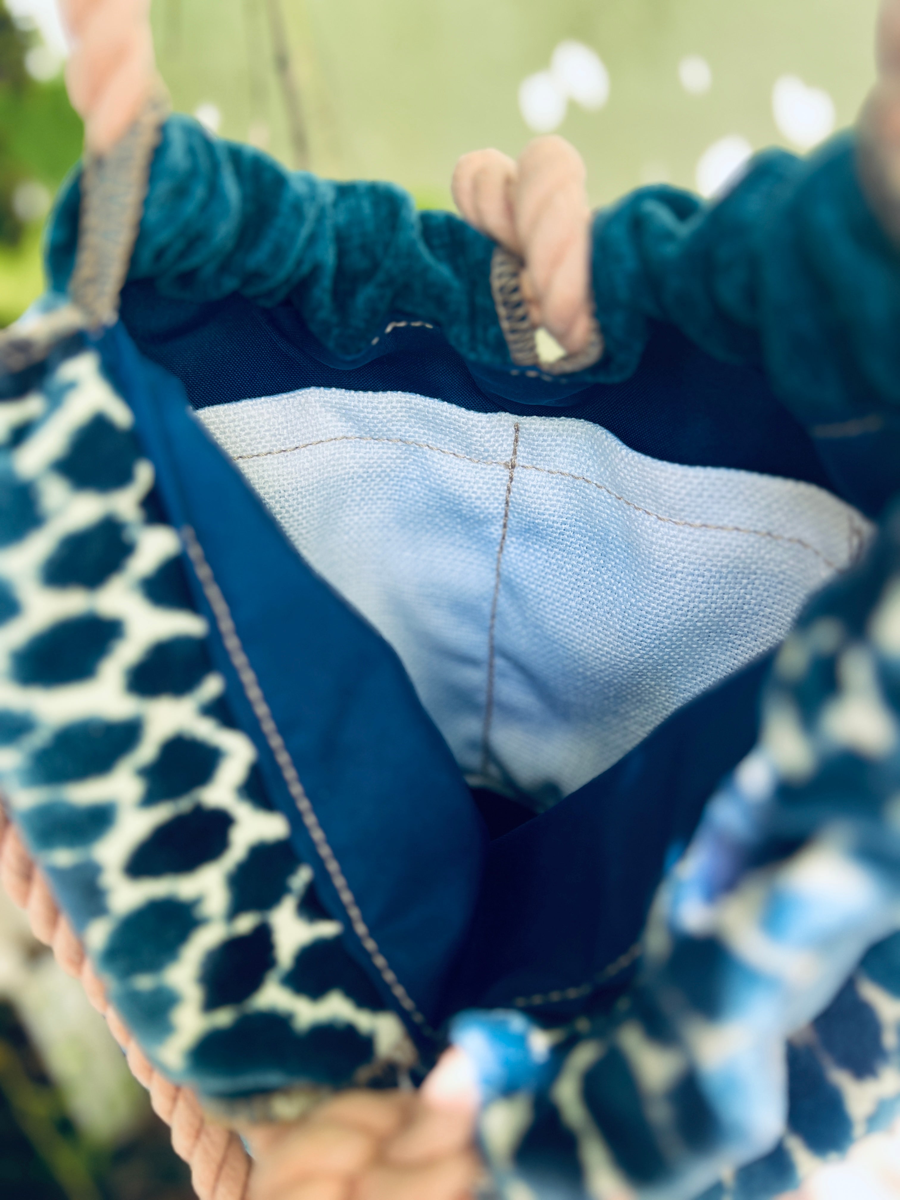 ATARDECER: Julia, la cartera