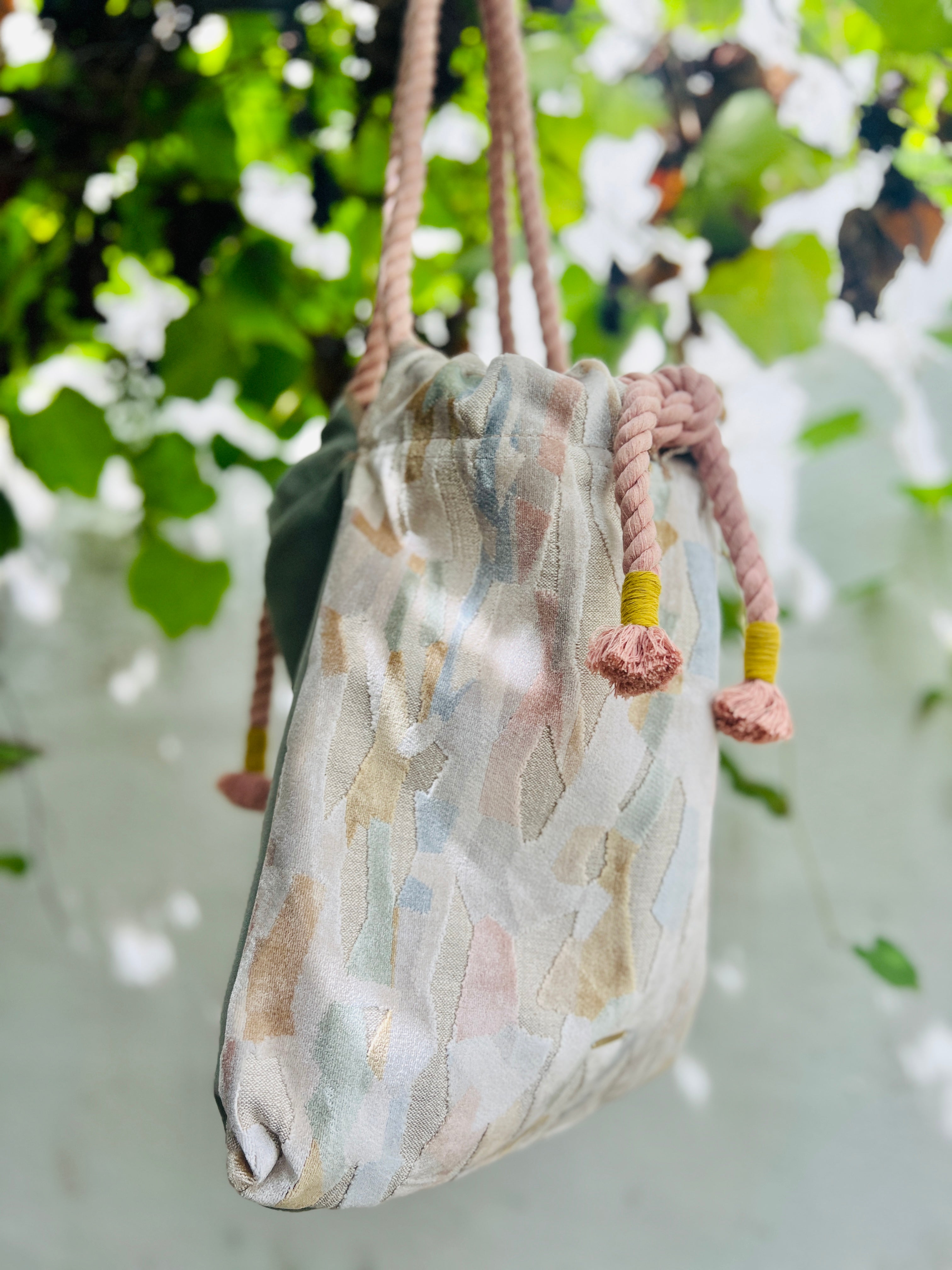 ATARDECER: Julia, la cartera