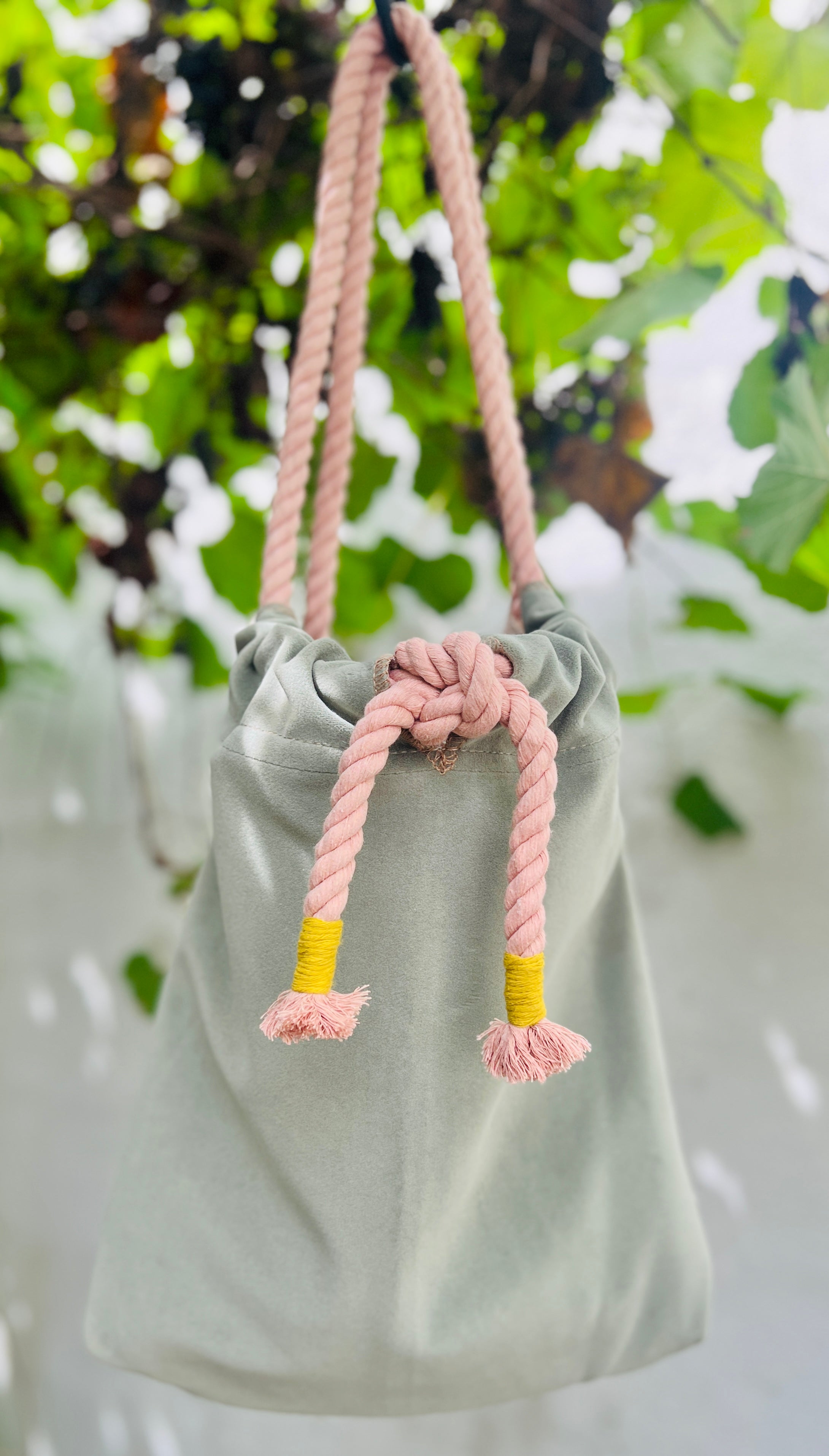 ATARDECER: Julia, la cartera