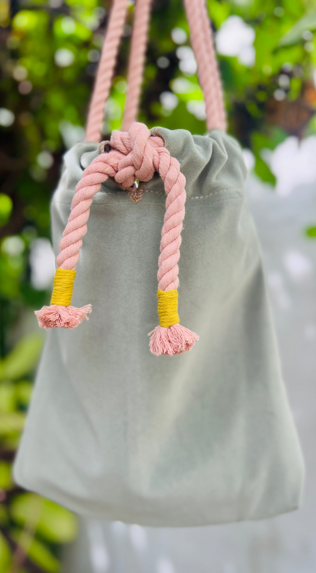 ATARDECER: Julia, la cartera