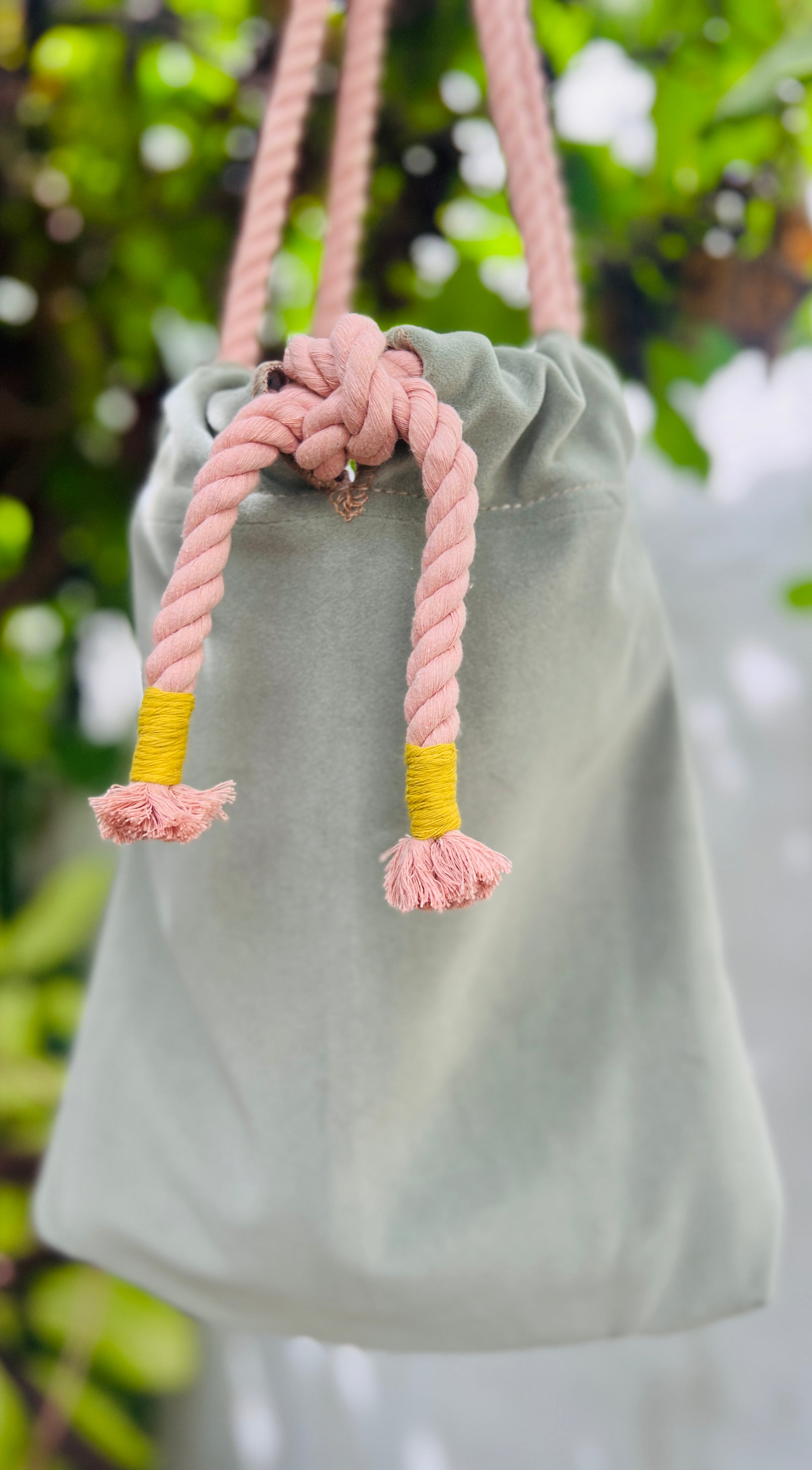 ATARDECER: Julia, la cartera